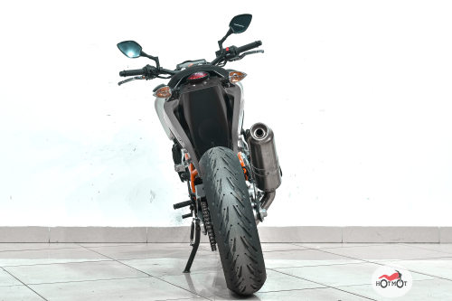 Мотоцикл KTM 690 Duke 2015, БЕЛЫЙ фото 6