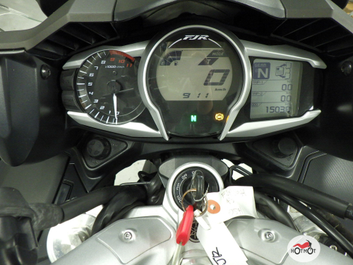 Мотоцикл YAMAHA FJR 1300 2015, СЕРЫЙ фото 10