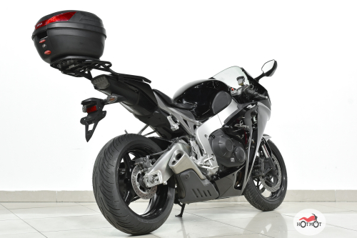 Мотоцикл HONDA CBR1000RR-2 2011, Черный фото 7