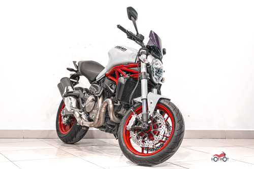 Мотоцикл DUCATI Monster 821 2015, БЕЛЫЙ