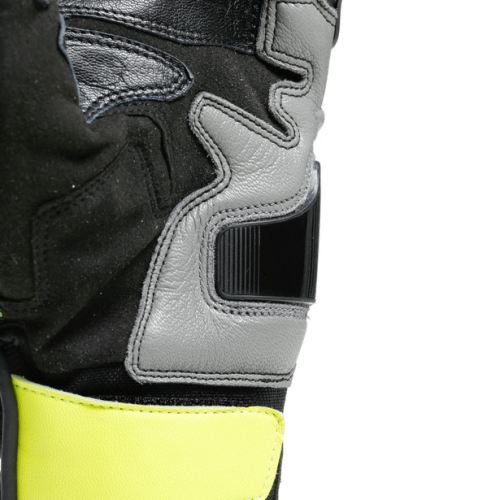 Перчатки кожаные Dainese CARBON 3 SHORT Black/Charcoal-Gray/Fluo-Yellow фото 8