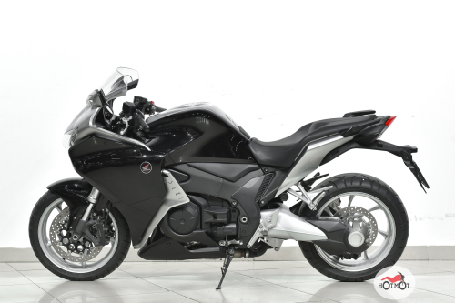 Мотоцикл HONDA VFR 1200  2011, черный фото 4