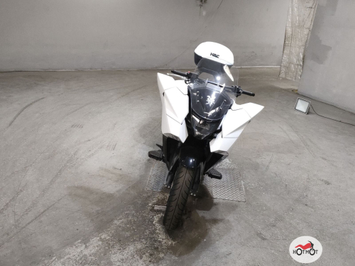 Мотоцикл HONDA NM4 2014, белый фото 3