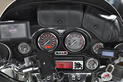 Мотоцикл HARLEY-DAVIDSON FLHTCUSE1800CVO 2012, СЕРЫЙ фото 9