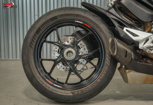 Мотоцикл Ducati Streetfighter V2 2022, КРАСНЫЙ фото 8