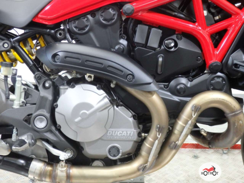 Мотоцикл DUCATI Monster 821 2020, Красный фото 9
