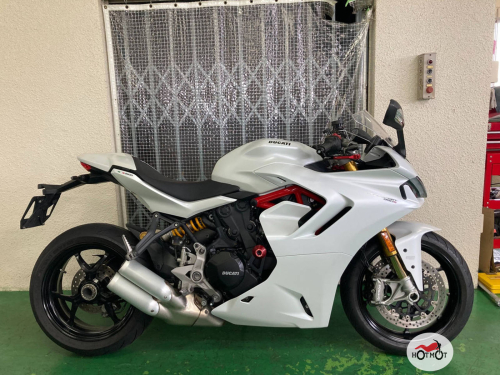 Мотоцикл DUCATI SuperSport 2021, белый фото 2