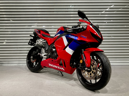 Мотоцикл HONDA CBR 600RR 2022, КРАСНЫЙ фото 3