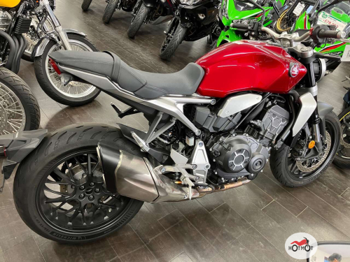Мотоцикл HONDA CB 1000R 2021, Красный фото 3