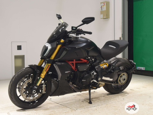 Мотоцикл DUCATI Diavel 1260 2019, черный фото 4