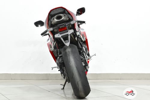 Мотоцикл HONDA CBR 600RR 2020, Красный фото 6