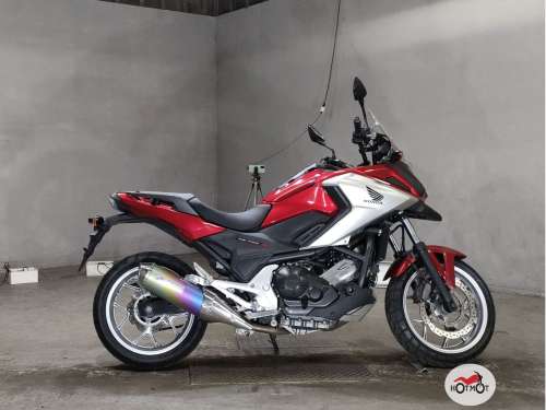 Мотоцикл HONDA NC 750X 2016, Красный фото 2