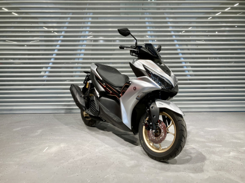 Скутер Yamaha Aerox 155 2024, СЕРЫЙ фото 5