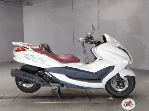 Скутер YAMAHA Majesty 250 2007, белый фото 2