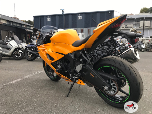 Мотоцикл KAWASAKI ZX-6 Ninja 2019, желтый фото 4