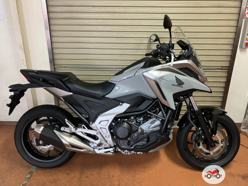 Мотоцикл HONDA NC 750X 2023, серый фото 2