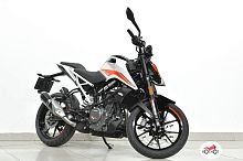 Мотоцикл KTM 390 Duke 2022, БЕЛЫЙ