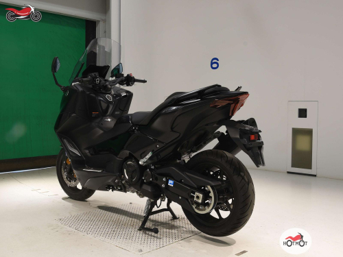 Скутер Yamaha TMAX 2023, ЧЕРНЫЙ фото 6