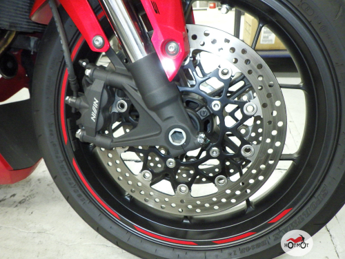 Мотоцикл HONDA CBR 650R 2021, Красный фото 9
