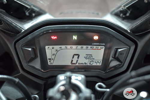 Мотоцикл HONDA CBR 400R 2018, Черный фото 9