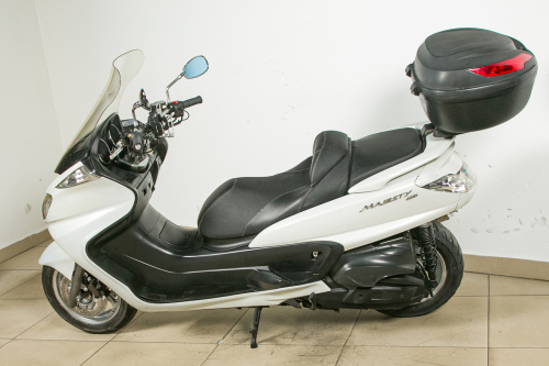 Скутер YAMAHA Majesty 400 2006, белый фото 4