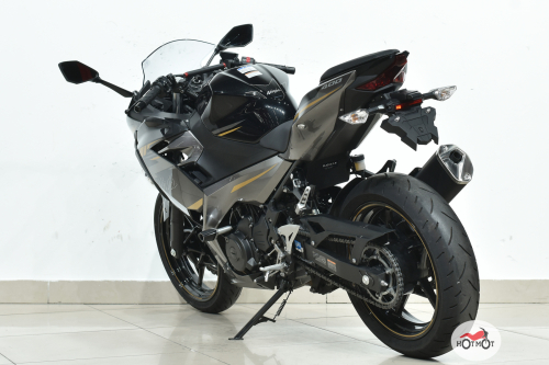 Мотоцикл KAWASAKI Ninja 400 2022, Черный фото 8