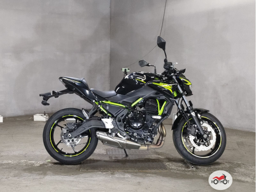 Мотоцикл KAWASAKI Z 650 2021, черный фото 2