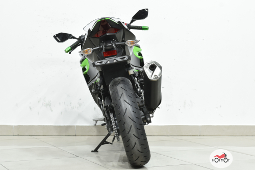 Мотоцикл KAWASAKI Ninja 400 2020, Черный фото 6