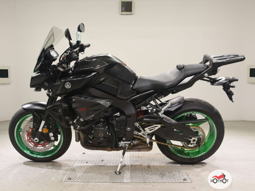 Мотоцикл YAMAHA MT-10 2018, Черный