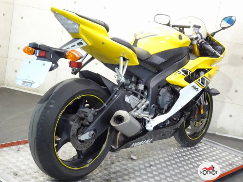 Мотоцикл YAMAHA YZF-R6 2006, желтый фото 4
