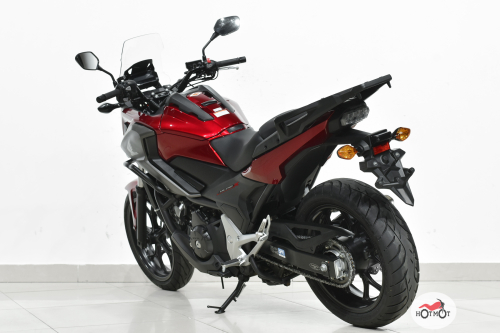 Мотоцикл HONDA NC 750X 2019, Красный фото 8