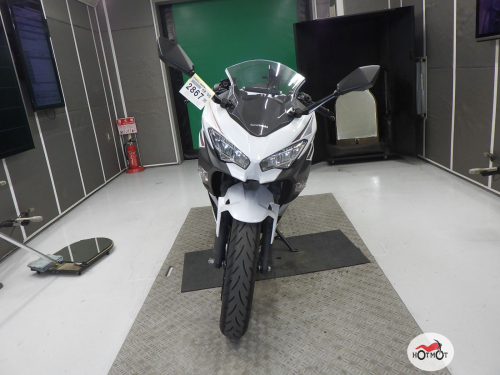 Мотоцикл KAWASAKI Ninja 400 2023, Белый фото 7
