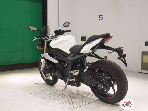 Мотоцикл TRIUMPH Street Triple 2016, белый фото 6