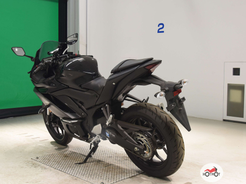 Мотоцикл YAMAHA YZF-R3 2020, Черный фото 6