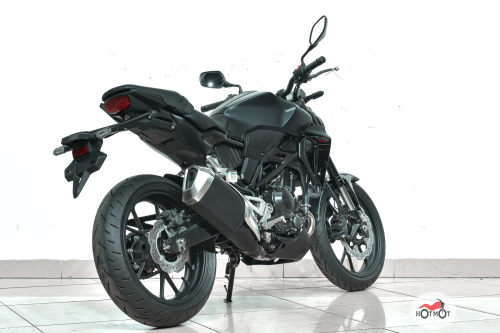 Мотоцикл HONDA CB 300R 2022, Черный фото 7