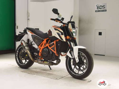 Мотоцикл KTM 690 DUKE R 2014, Белый фото 3