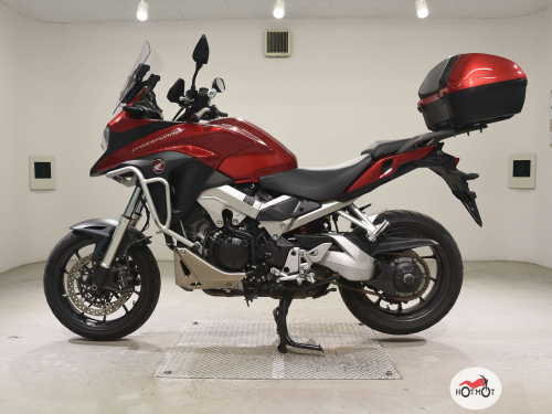 Мотоцикл HONDA VFR800X 2019, Красный