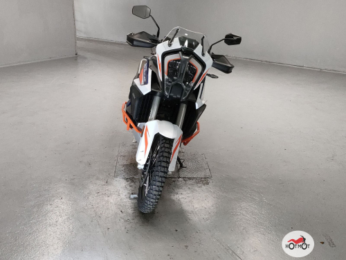 Мотоцикл KTM 1290 Super Adventure R 2022, Белый фото 3