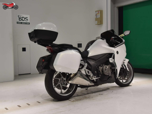 Мотоцикл HONDA VFR 1200 2011, БЕЛЫЙ фото 3