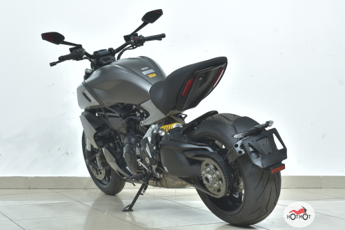 Мотоцикл DUCATI Diavel 2020, СЕРЫЙ фото 8