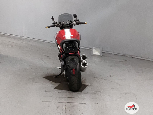 Мотоцикл DUCATI Diavel 2013, Красный фото 4
