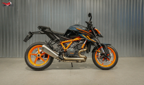 Мотоцикл KTM 1290 Super Duke R 2022, ЧЕРНЫЙ