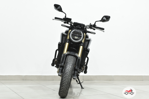 Мотоцикл HONDA CB 650R 2020, Черный фото 5