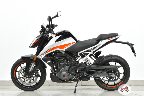 Мотоцикл KTM 390 Duke 2022, БЕЛЫЙ фото 4