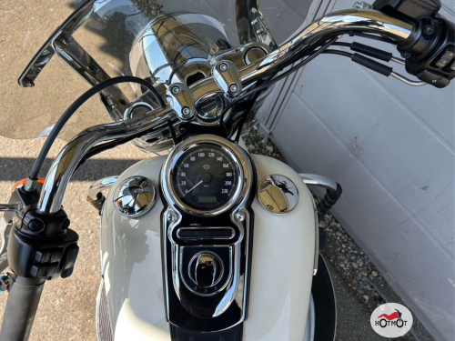 Мотоцикл HARLEY-DAVIDSON Dyna Switchback 2014, Белый фото 5