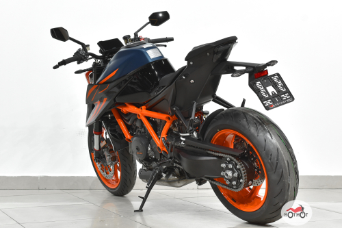 Мотоцикл KTM 1290 Super Duke R 2022, Синий фото 8