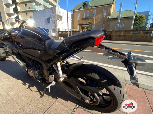 Мотоцикл HONDA CBR 650R 2022, Черный фото 8