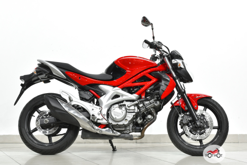 Мотоцикл SUZUKI GLADIUS 400 2011, Красный фото 3
