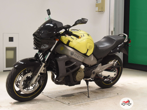 Мотоцикл HONDA X11 1999, желтый фото 3