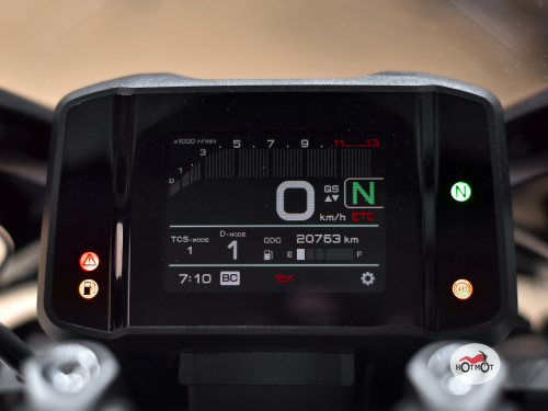 Мотоцикл YAMAHA MT-09 (FZ-09) 2022, Черный фото 9